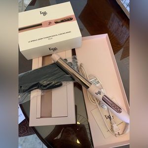 L'ANGE LE SPIRALE 25MM TITANIUM DIGITAL CURLING WAND - SHADOW - NEW IN BOX.
